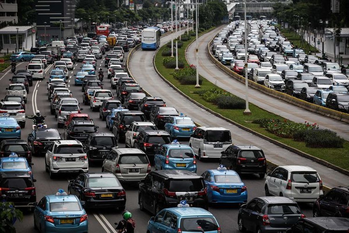 Mobil Sering Terjebak Macet Ternyata Lebih Cepat Rusak